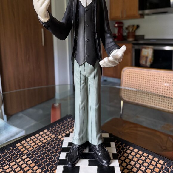 Bombay 18.5" James The Butler Wine Bottle Holder Statue Sculpture Figurine - Picture 3 of 12